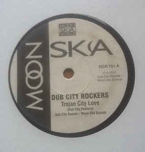 Dub City Rockers ‎– Trojan city love (Grön7")
